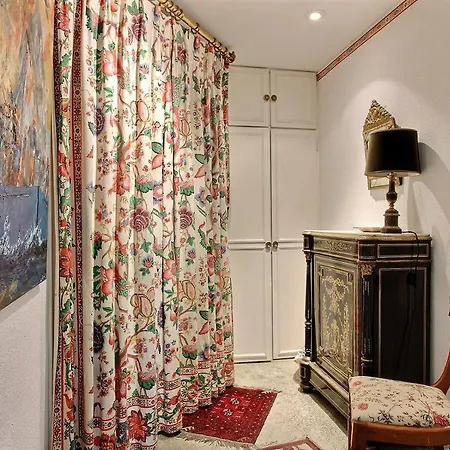 Appartamento Parisian I 390 I 1 I Odeon Parigi